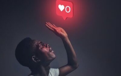 Interacciones sociales en los mundos del Internet